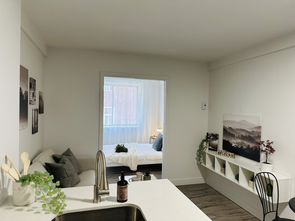 Studio - Ontario | 2922407