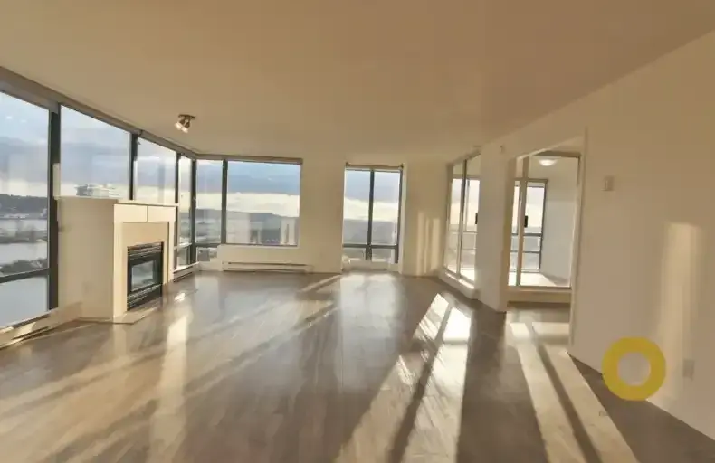 HUGE spacious updated CONDO with EXPANSIVE VIEWS in Quiet Building! | 8 Laguna Court, New Westminster | 2935021