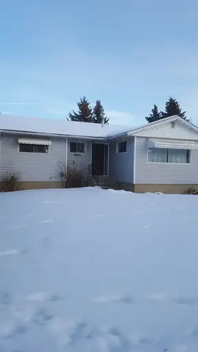 House  - Double Garage (West end near Meadowlark Mall) | Edmonton | 2922770