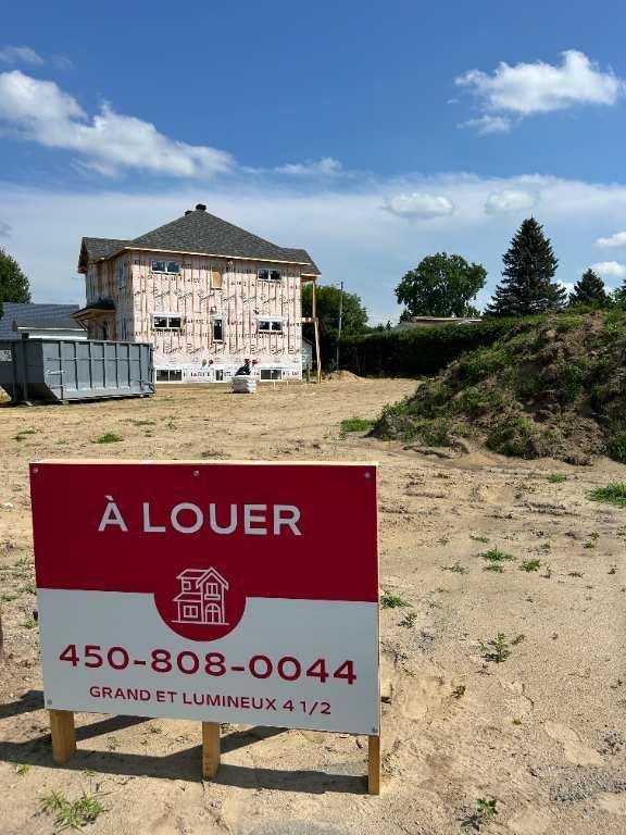 À LOUER – Superbe 4 1/2 Neuf dans un Duplex | 2922829