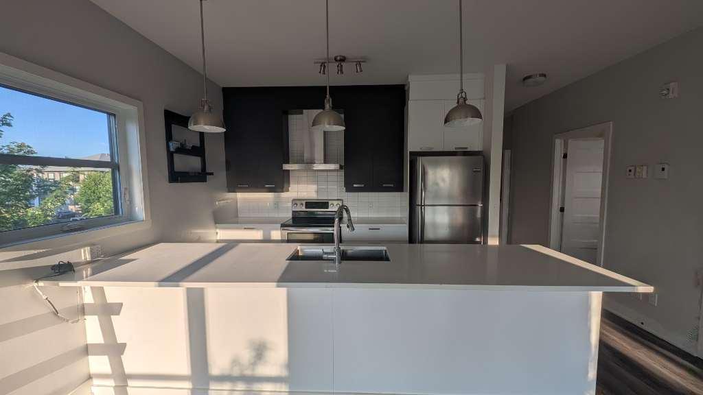 Grand Condo Lumineux | 2922847