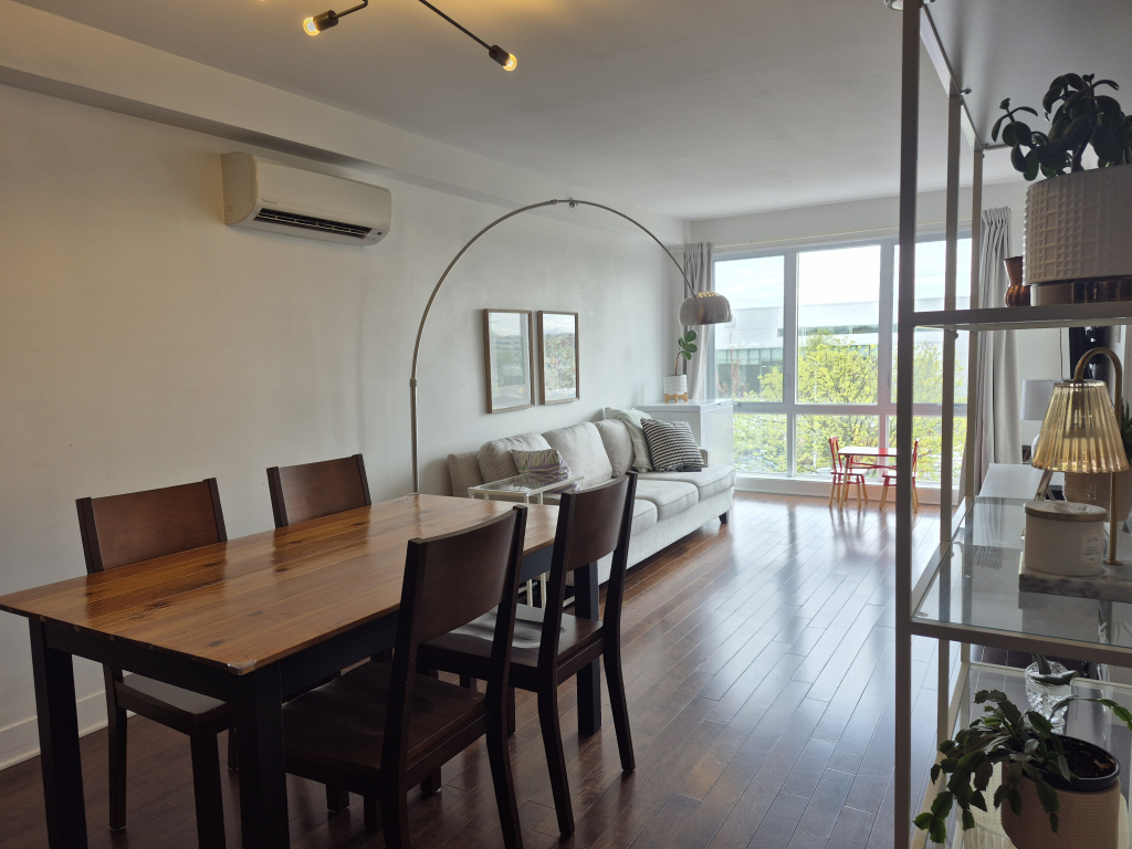 Condo 2 Chambres – Unité De Coin | 2922909
