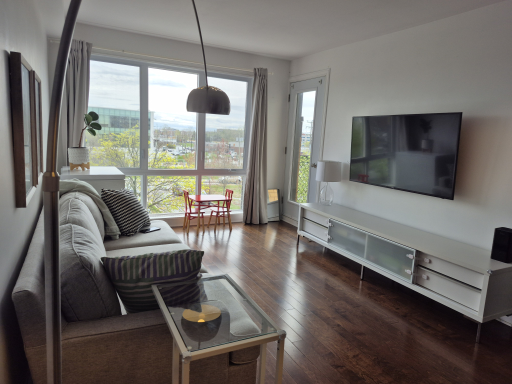 Condo 2 Chambres – Unité De Coin | 2922909
