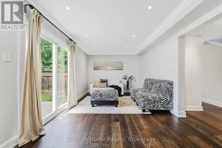 2139 HUNT CRESCENT | 2139 HUNT CRESCENT, Burlington | 2922992