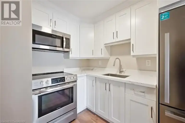 64 BENTON Street | 64 BENTON Street, Kitchener | 2923020
