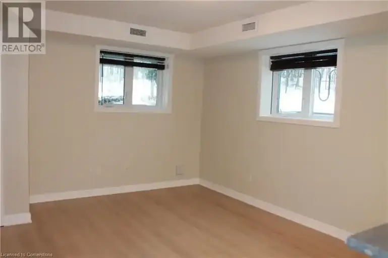190 CENTURY HILL Drive Unit# B1 | 190 CENTURY HILL Drive Unit# B1, Kitchener | 2923025