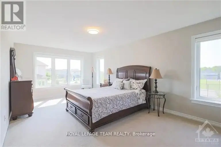 512 BRECCIA HEIGHTS | 512 BRECCIA HEIGHTS, Ottawa | 2923093