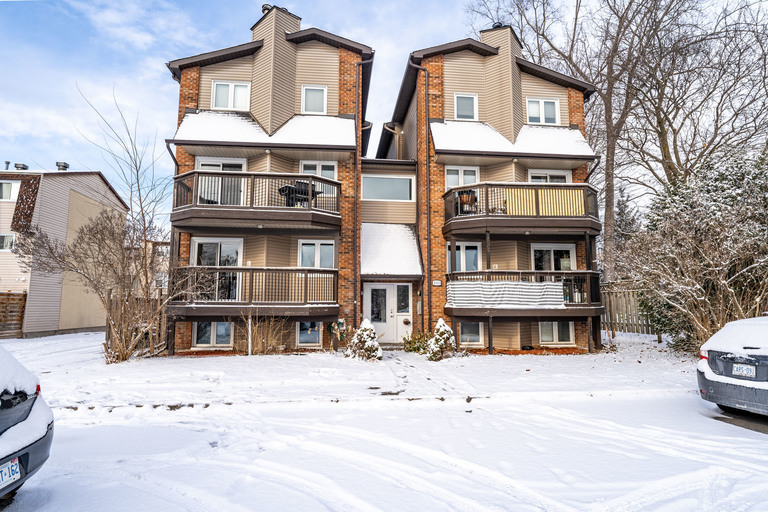 C-2513 Cléroux Crescent: 2 Bedroom Apartment (Blackburn, Orléans) | 2513 Cléroux Crescent, Ottawa | 2923115