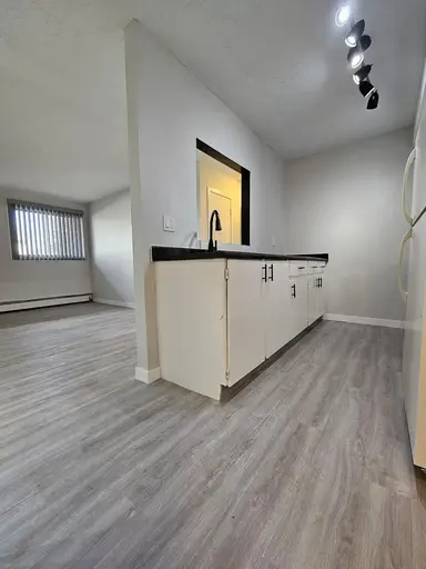 Quiet Building - New Floors! | 102 - 5820 58A Street, Red Deer | 2923137