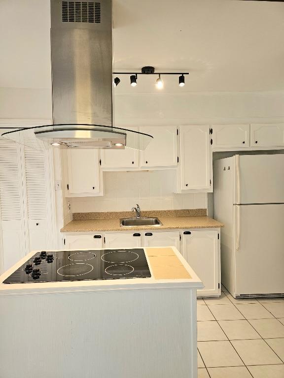 51/2 MEUBLE TOUT INCLUS MONTREAL PRÈS METRO | 2923210