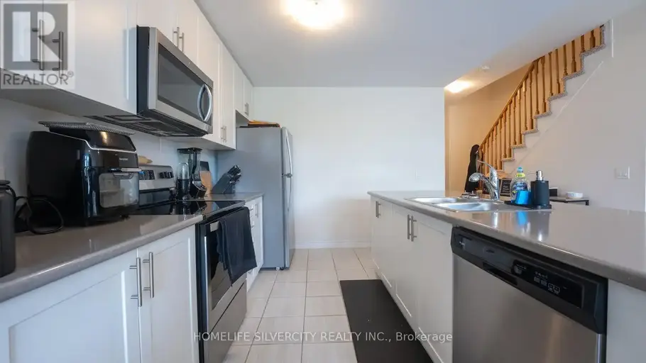 3 - 77 DIANA AVENUE | 3 - 77 DIANA AVENUE, Brantford | 2923316