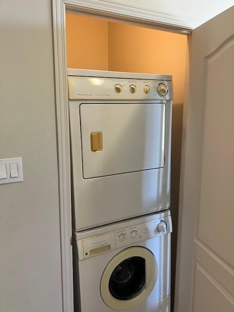 4 1/2 disponible avec possibilité de stationnement | 2924795