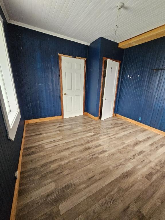 Grande maison deux étages à louer, disponible immédiatement | 2924799