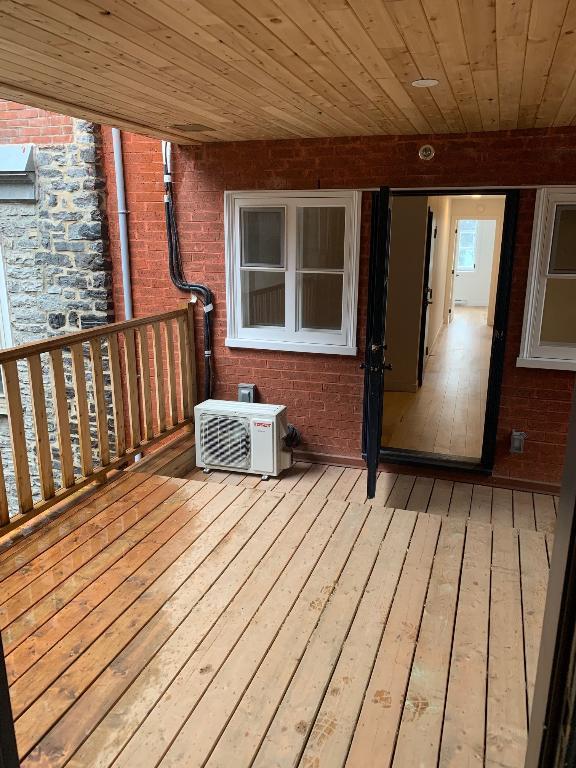 3 1/2 disponible dans le Vieux-Québec. | 2924803
