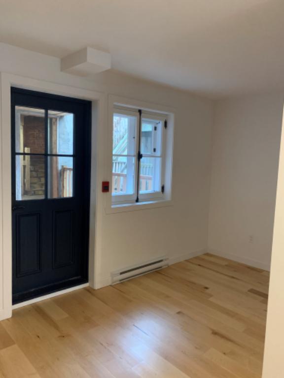 3 1/2 disponible dans le Vieux-Québec. | 2924803