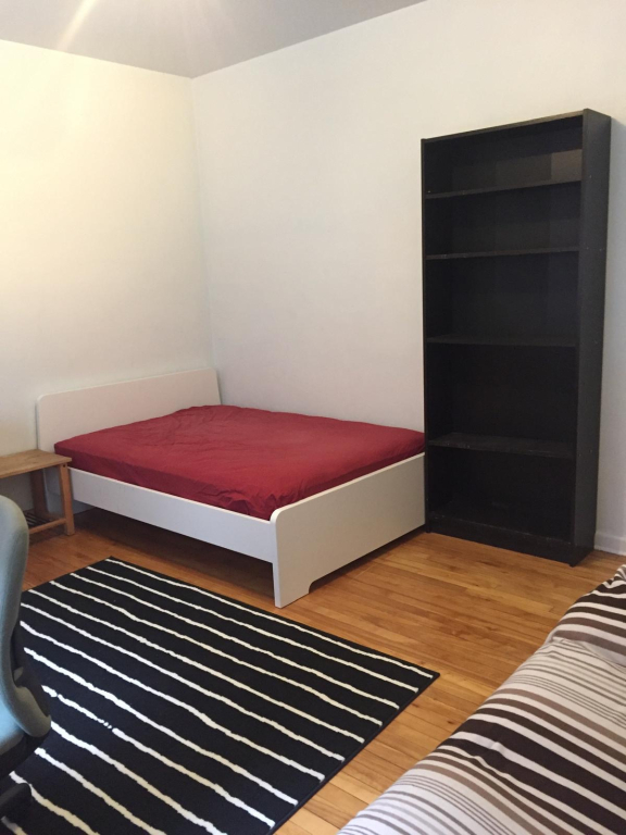 Chambre Meublée à Montréal | 2924853