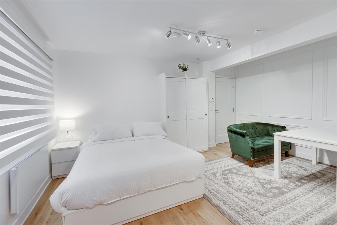 Bachelor - 1755 Rue Saint-Denis, Montréal | 2924874