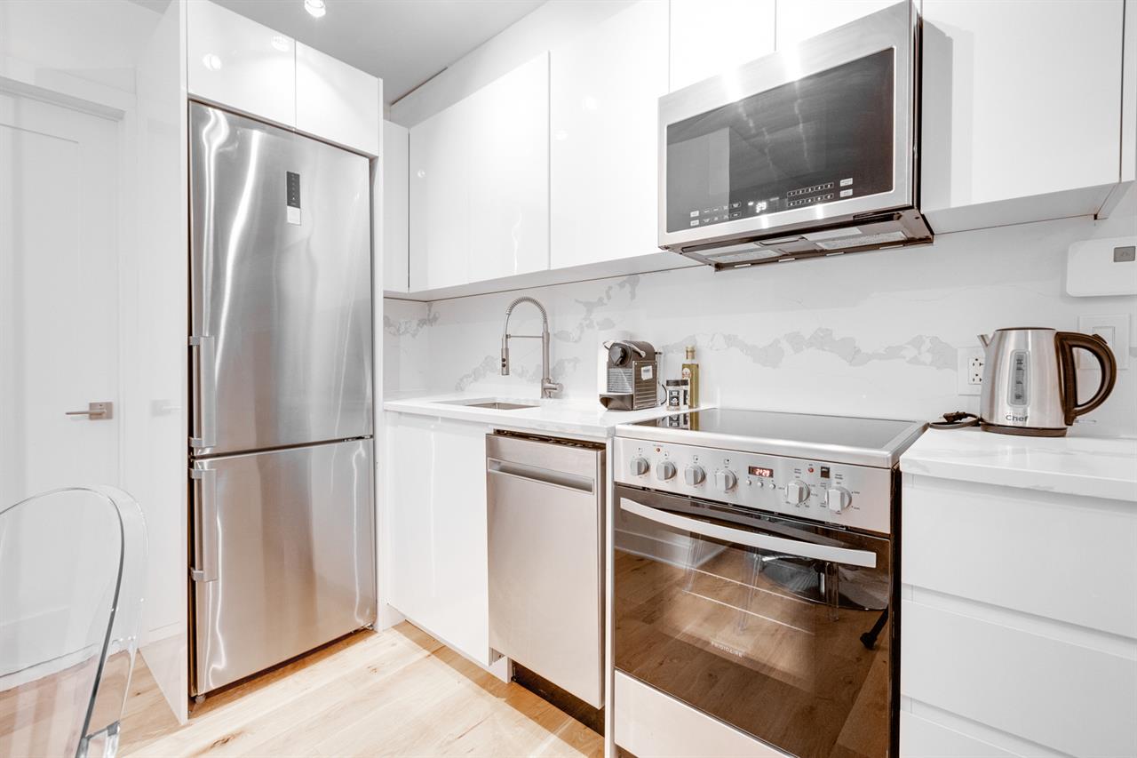 Bachelor - 1755 Rue Saint-Denis, Montréal | 2924876