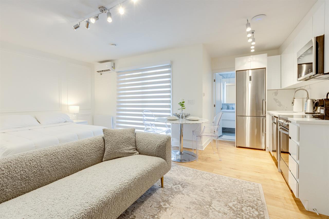 Bachelor - 1755 Rue Saint-Denis, Montréal | 2924877