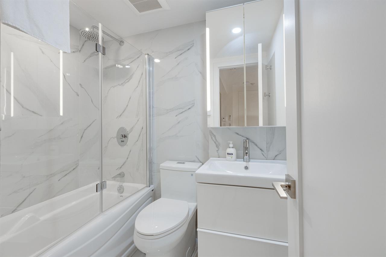 Bachelor - 1755 Rue Saint-Denis, Montréal | 2924878