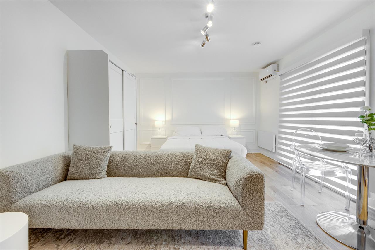 Bachelor - 1755 Rue Saint-Denis, Montréal | 2924884