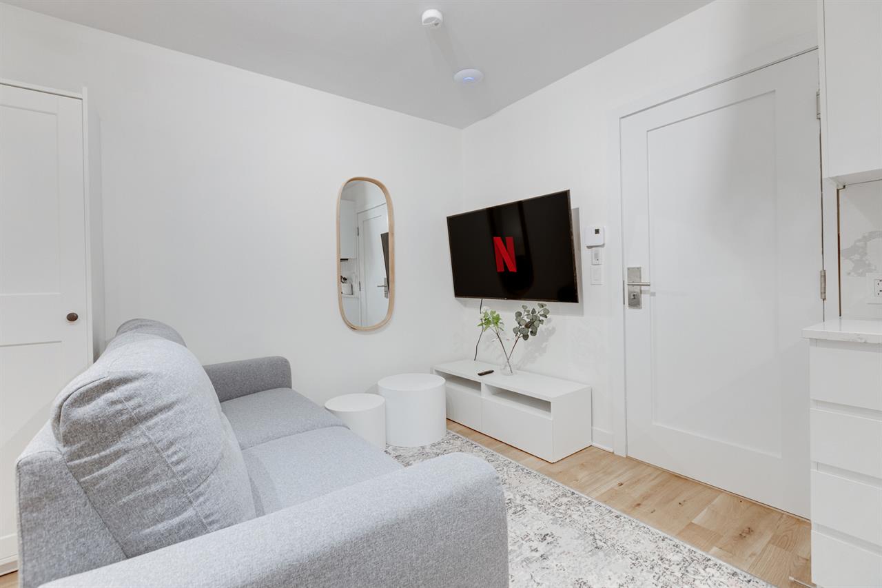 Bachelor - 1755 Rue Saint-Denis, Montréal | 2924885