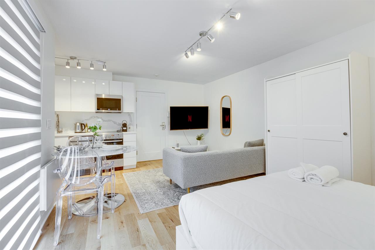 Bachelor - 1755 Rue Saint-Denis, Montréal | 2924886