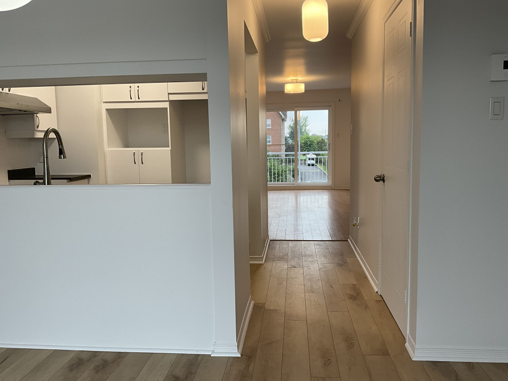 4 1/2 Rénové Au Coeur De La Prairie | 2924889
