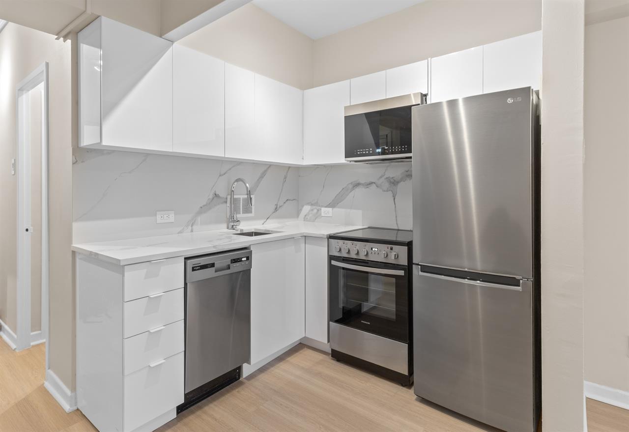 1 Bedroom - 3553 Rue Durocher, Montréal | 2924893