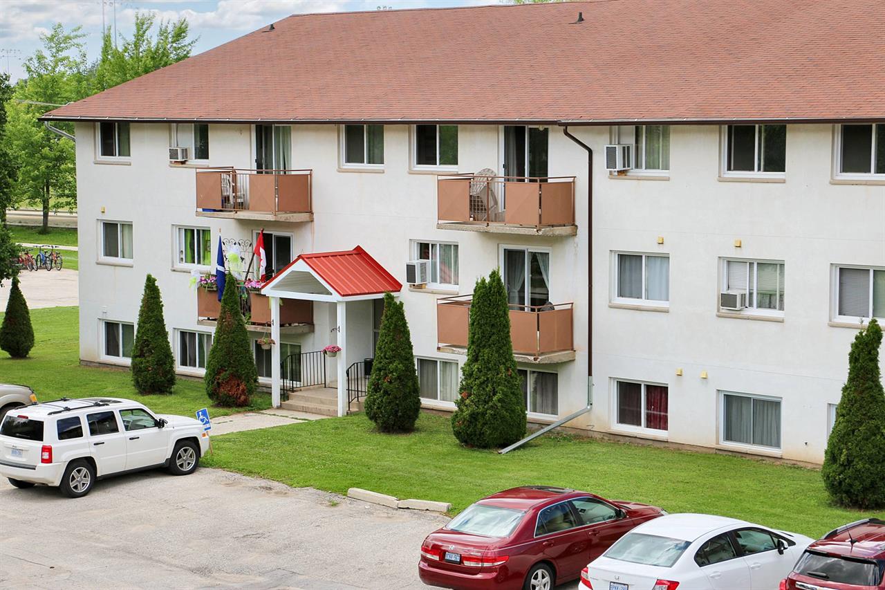 11th Avenue Apartments | 2932720