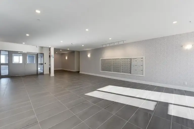 Hampton Gardens | 5351 199 Street, Edmonton | 2925242