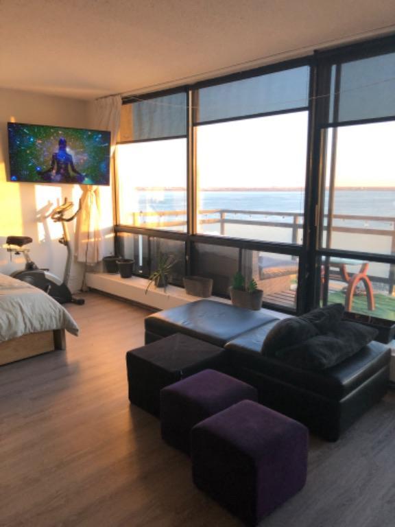 Penthouse Studio Nuns Island August- Sous-location | 2925337