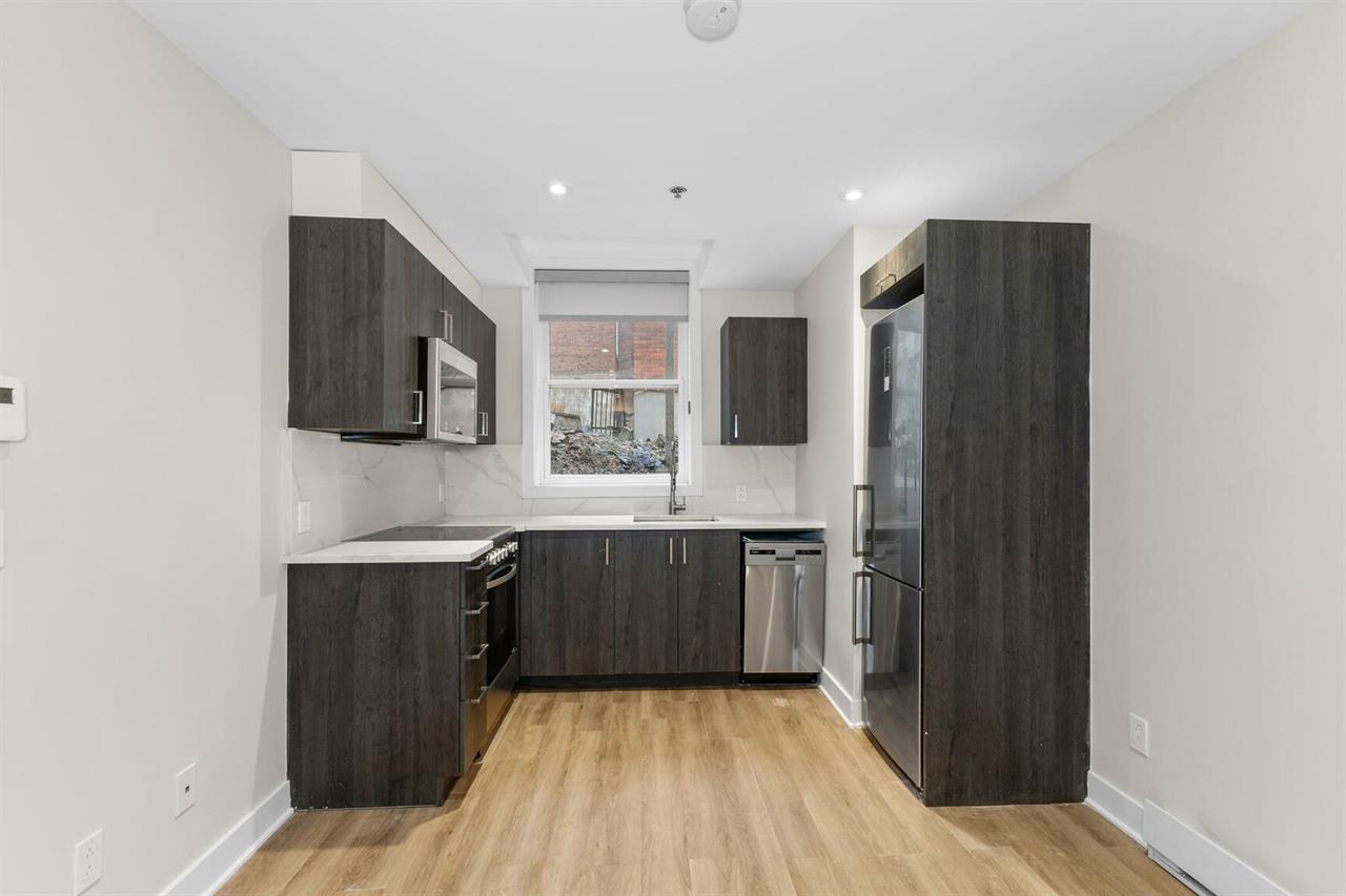2 Bedroom - 2205 Rue Saint-Marc, Montréal | 2925370