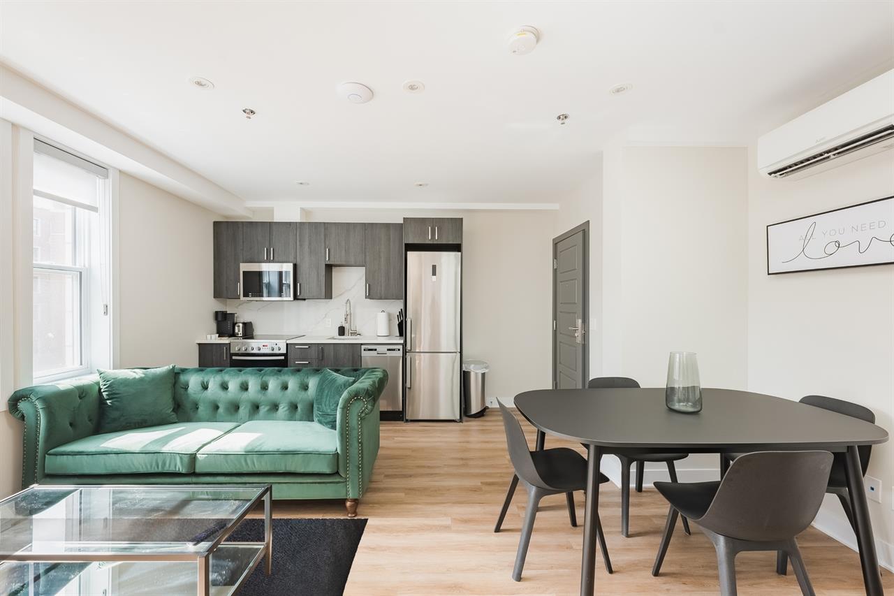 2 Bedroom - 2205 Rue Saint-Marc, Montréal | 2925393