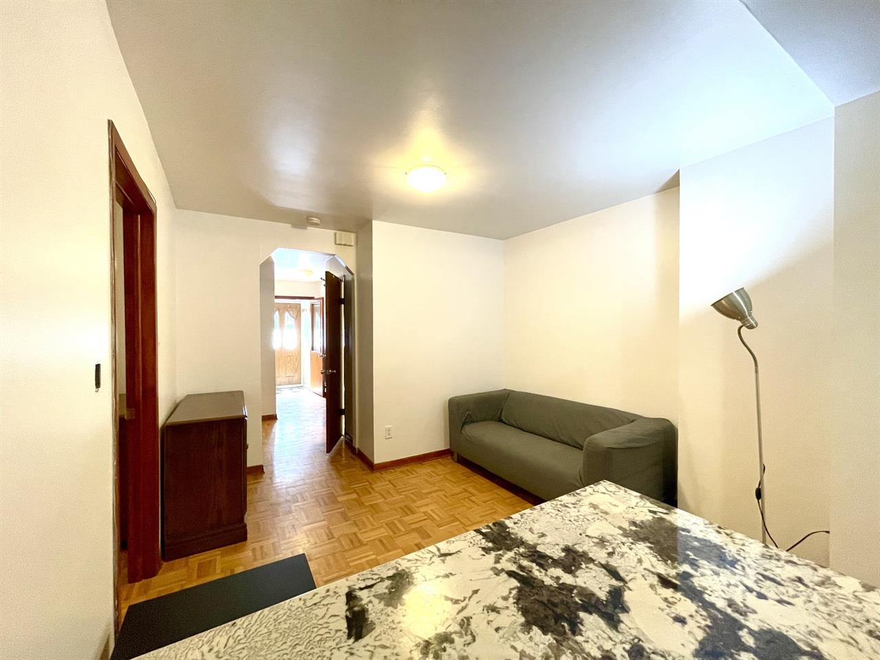 4 Bedroom - 64 Duluth Ouest, Montréal | 2925408