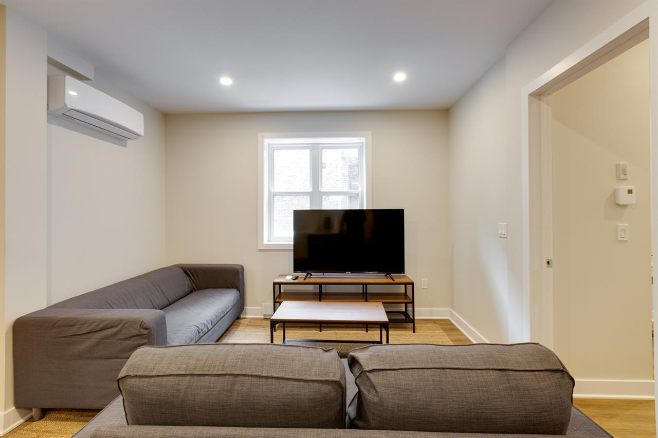 3 Bedroom - 1849 Avenue Lincoln, Montréal | 2925413