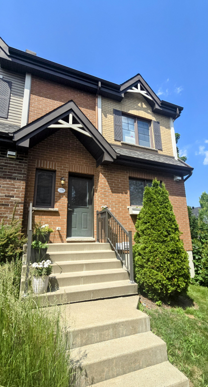 Grande Maison De Ville à Candiac | 2925427