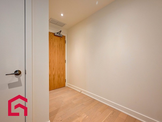 Loft Ville-Marie (Montréal) À Louer | 2925431