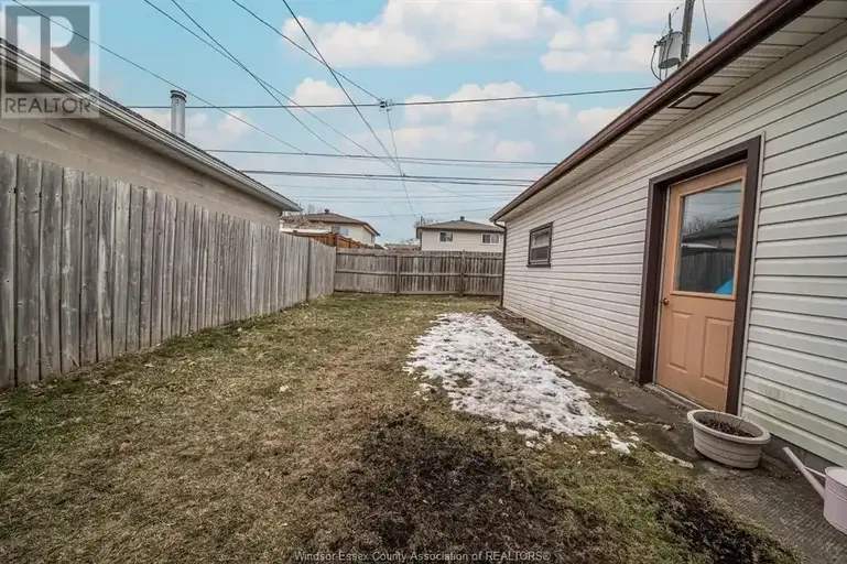 2534 FRANCOIS ROAD | 2534 FRANCOIS ROAD, Windsor | 2925506