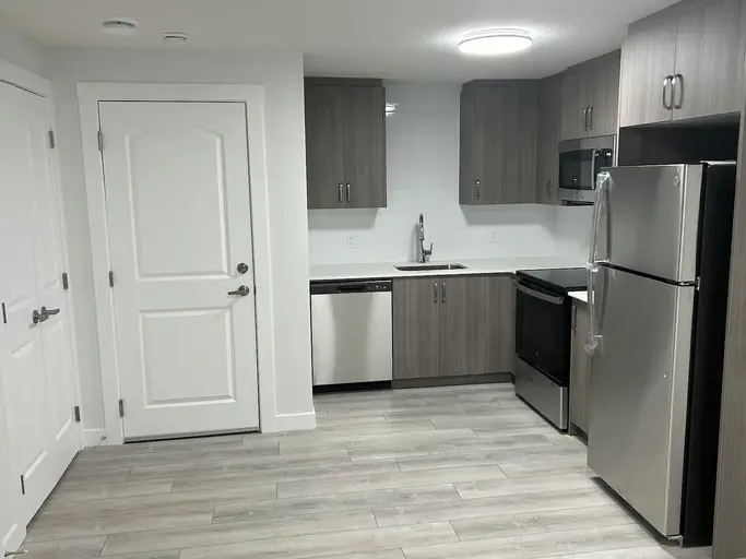 Beautiful 2 Bed Legal Basement Suite | Calgary | 2925641