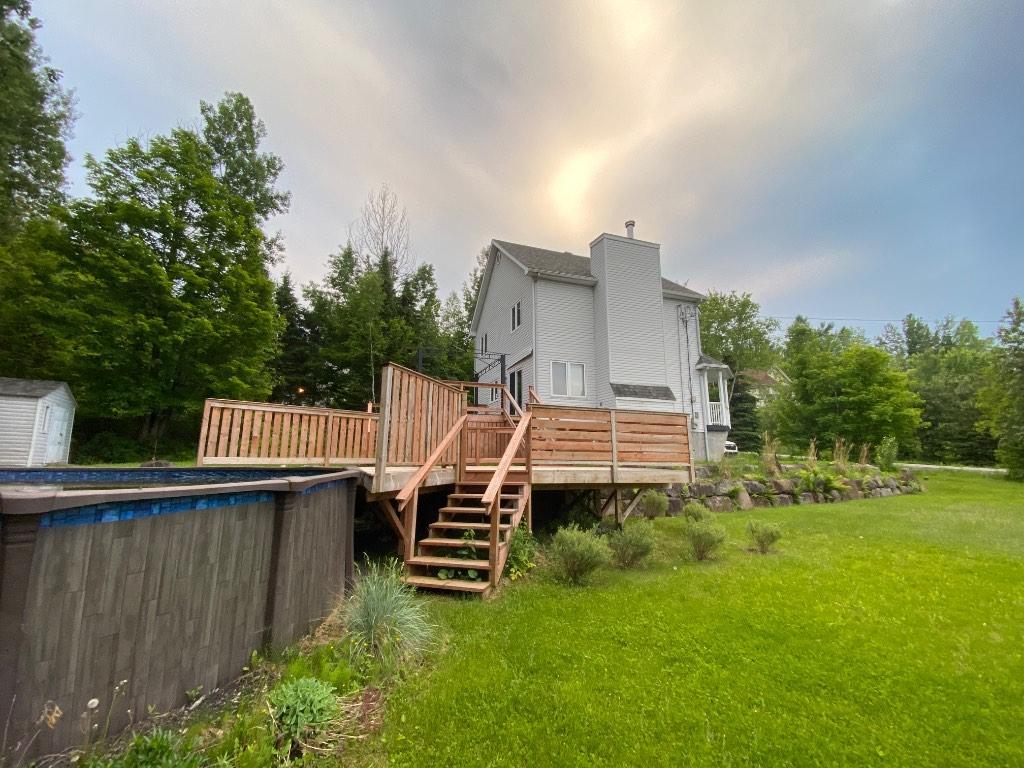 Maison à louer St-Sauveur 3 chambres | 2925666