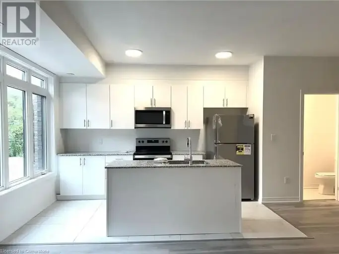 34 SIDNEY ROSE Common E | 34 SIDNEY ROSE Common E, St. Catharines | 2925745