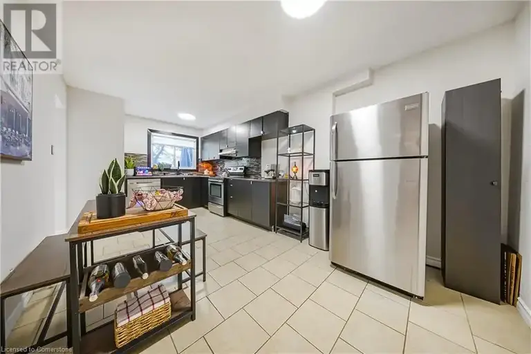 391 PIONEER Drive Unit# 3 | 391 PIONEER Drive Unit# 3, Kitchener | 2925747