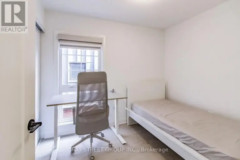(THIRD LEVEL) - 114 ALTON CRESCENT | (THIRD LEVEL) - 114 ALTON CRESCENT, Vaughan | 2925874