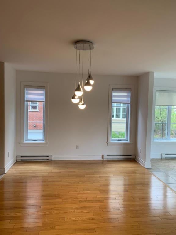Condo locatif 4 1/2 adossé au parc Michel Chartrand à Longueuil | 2927400