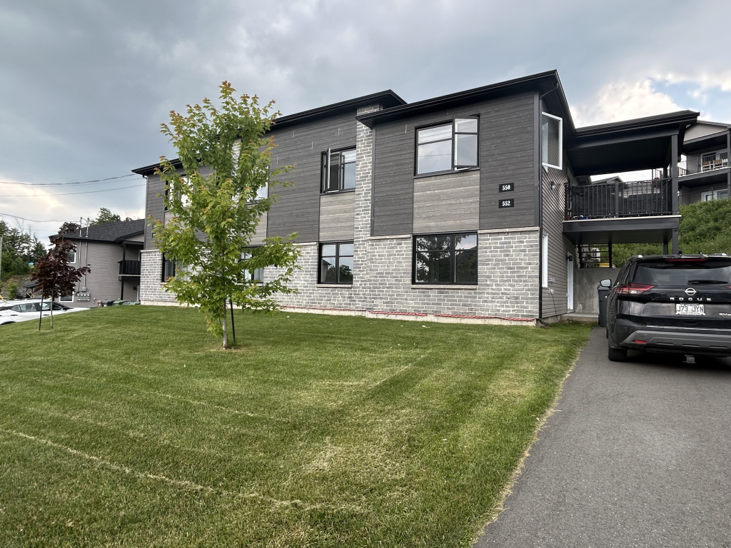 Apt 5-1/2 à Louer PROMO - Fleurimont | 2927474