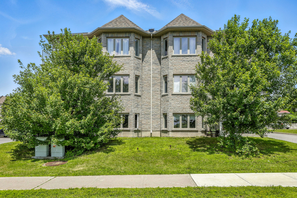 Beau Condo De 2 Chambres- Aylmer | 2927489