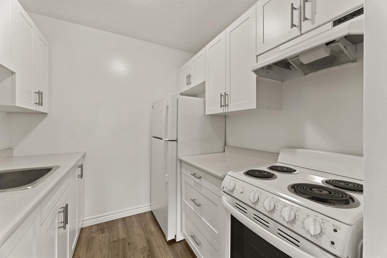 Rivershore Tower Apartments | 2927522
