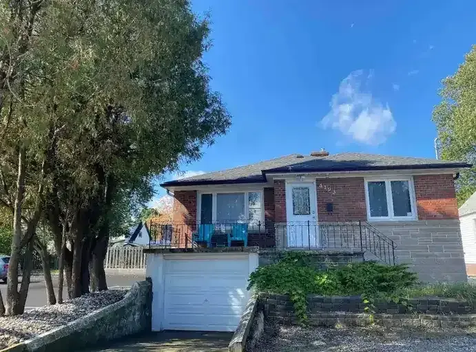 Bright & Spacious 3-Bed, 2-Bath Home for Rent – 4193 Portage Road, Niagara Falls | 4193 Portage Road, Niagara Falls | 2927863