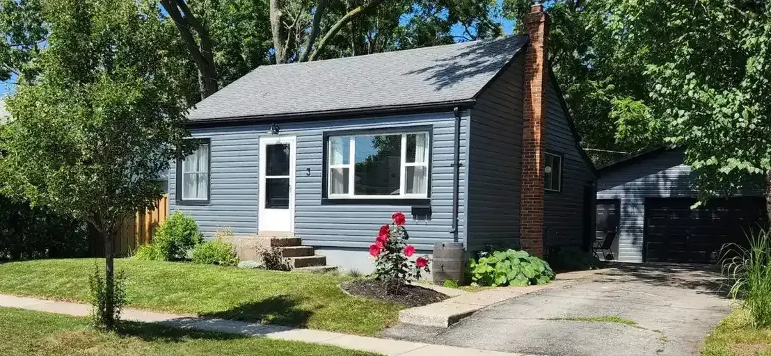 Charming 3-Bed, 1.5-Bath Home for Rent – 3 Byron Place, St. Catharines | 3 Byron Place, St. Catharines | 2927868